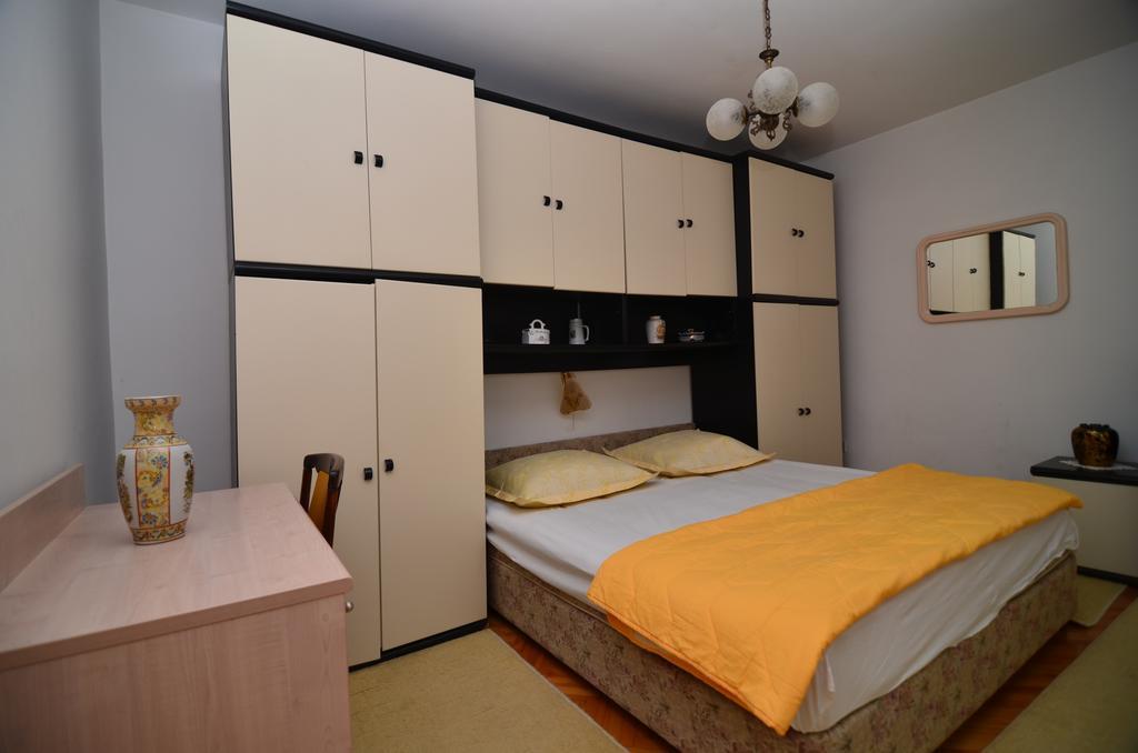 Mucic Apartments Makarska Exterior photo